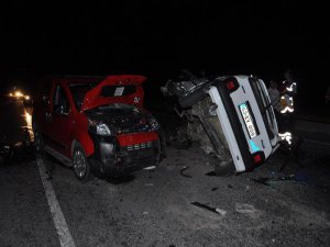 KÜTAHYA'DA YOL ÇALIŞMASI FACİASI; 2 ÖLÜ 8 YARALI