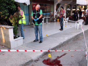 ALANYA'DA KAHVEDE CİNNET;2 ÖLÜ 1 AĞIR