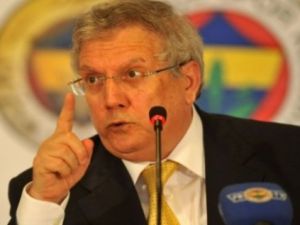 Aziz Yıldırım Hakimle Tartıştı!