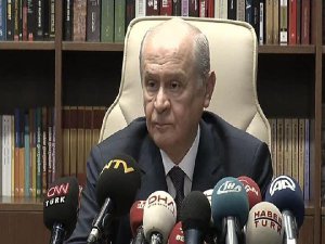 DEVLET BAHÇELİ'DEN ERDOĞAN'A "SARAYA YÜRÜYÜŞ" RESTİ