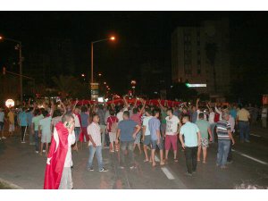 MERSİN'DE TERÖR SALDIRISI PROTESTO EDİLDİ