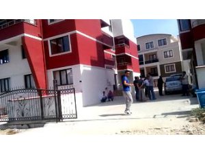 ADI AÇIKLANMAYAN ŞEHİT EVİNE ATEŞ DÜŞTÜ