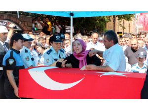 ŞEHİT EŞİ: HAKKIMI HELAL ETMİYORUM...