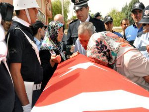 ŞEHİT POLİS NAZİLLİOĞLU'NUN BABASI KONUŞTU