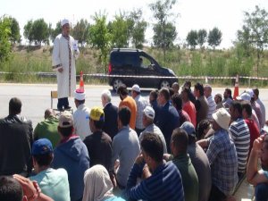 TEM'DE CUMA NAMAZI: BAKIN İÇLERİNDE KİM VAR