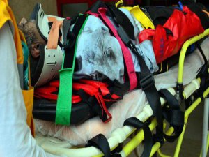 KÖMÜR YIĞINININ ÜSTÜNE DÜŞTÜ