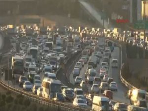 İSTANBUL'A KABUS ERKEN DÖNDÜ