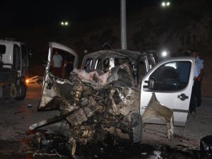 KONYA'DA FECİ KAZA: 3 ÖLÜ