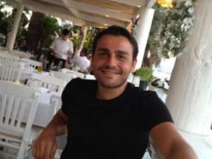 Ferrari İle Aşırı Hız Ölüm Getirdi