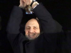 Bakan Bayraktar da İstifa Etti!