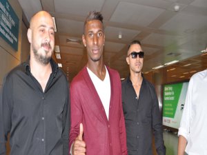 TRABZONSPOR FUTBOLCUSU GÖZALTINA ALINDI