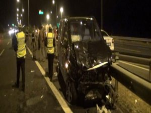 AKP MİLLETVEKİLİ KAZA YAPTI; 6 YARALI