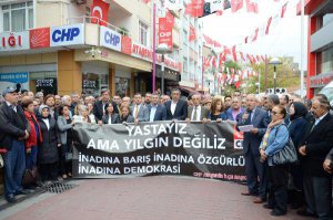 AKP IŞİD'E KARŞI OPERASYON YAPMAKTAN ÇEKİNİYOR