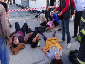 TIR'A ÇARPAN TUR OTOBÜSÜNDE CAN PAZARI; 1ÖLÜ 42 YARALI