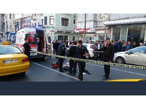 GÖZÜNE UYKU BANDI TAKTI, 7. KATTAN ATLADI