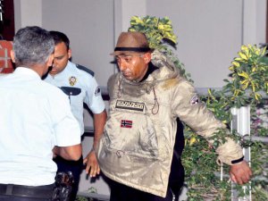 ALANYA'DA CANLI BOMBA PANİĞİ