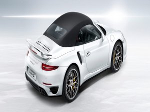 LÜKS OTO DEVİ 60 BİN ARACINI GERİ ÇAĞIRDI