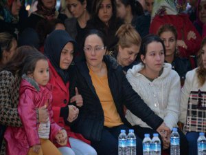 ŞEHİT POLİSİN KIZLARI GÖZYAŞLARINA BOĞULDU