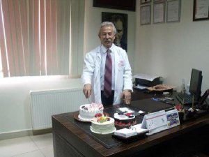 POLİS HASTANEDE BAŞHEKİMİ VURDU