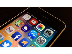 UCUZ İPHONE GERİ Mİ DÖNÜYOR?