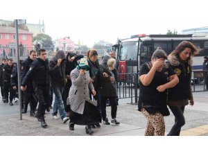 İŞ VAADİYLE GETİRİP FUHUŞ YAPTIRIYORLAR