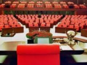 Meclis tatile çıkmıyor