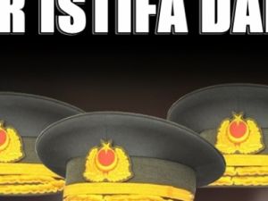 Bir General Daha İstifa Etti