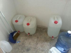 İZMİR'DE 3 KİŞİ SAHTE RAKIDAN ÖLDÜ