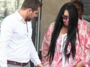 Bülent Ersoy hayranını tokatladı!