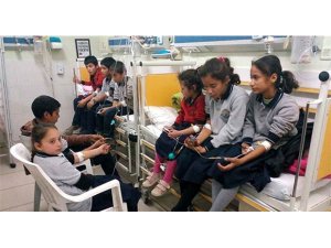 ŞANLIURFA'DA 98 ÖĞRENCİ ZEHİRLENDİ