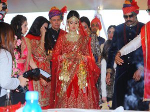 ANTALYA'DA MİLYON EURO'LUK DÜĞÜN