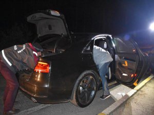 ÜNLÜ  İŞADAMINA SİLAHLI SALDIRI