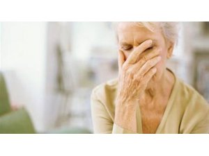 ALZHEİMER'I TEMİZLEYEN MOLEKÜL BULUNDU