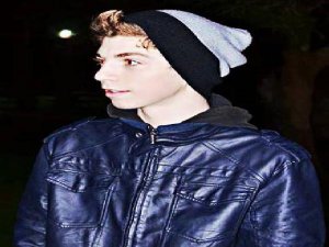 ÜNİVERSİTELİNİN FECİ ÖLÜMÜ