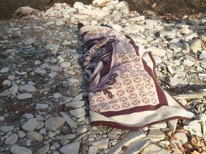 YAŞLI KADIN SULAMA GÖLETİNDE ÖLÜ BULUNDU