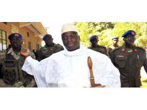 GAMBİYA LİDERİ KISIRLIĞIN NEDENİNİ BULDU