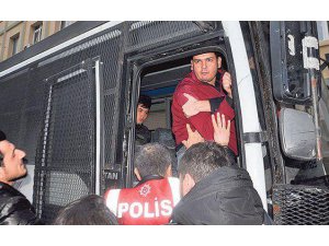 GÖZALTINA ALINAN 14 POLİS SERBEST