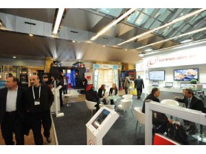 "UYDU, UZAY VE TEKNOLOJİLERİ GÜNLERİ" BAŞLADI