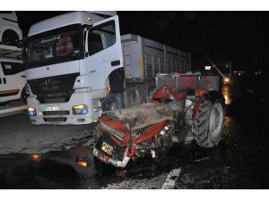 NİZİP'TE ZİNCİRLEME KAZA: 2 ÖLÜ, 4 YARALI