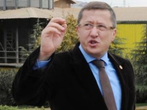 'Oğlumu bavul taşısın diye askere göndermem'