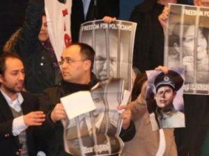 TGB'liler Arınç'ı Almanya'da Yakaladı