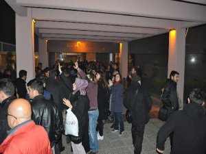 İZMİR CEMAAT GÖZALTILARI ADLİYEDE