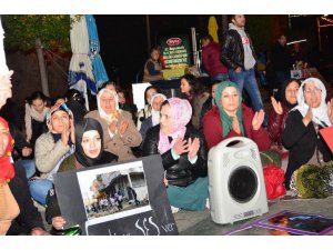 HDP’Lİ KADINLAR ANTALYA’DA OTURMA EYLEMİ YAPTI