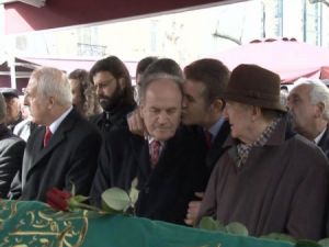 Sarıgül'den Topbaş'ı şaşırtan öpücük