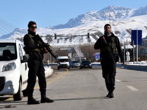 VAN'DA ÇATIŞMA 1 POLİS MEMURU ŞEHİT