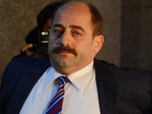 ZEKERİYA ÖZ MESLEKTEN MEN EDİLDİ ARTIK SADECE KAÇAK