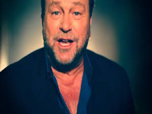 CEM CEMİNAY TRT'DEN KOVULDU