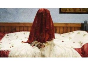 İSVEÇ'TE BİR İLK... ÜLKE KARIŞTI