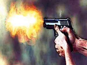 AMERİKA'DA OKULA SALDIRI; 2 ÖLÜ