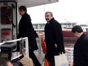 İSRAİL VE İNGİLİZ AJANLARI İMRALI'YA GÖTÜRÜLMÜŞ